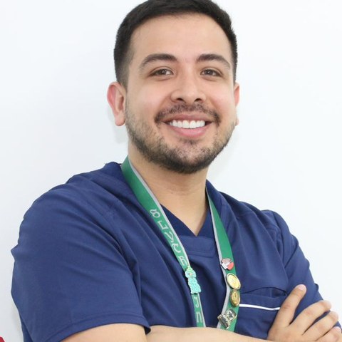Dr. Andrés Felipe Arias